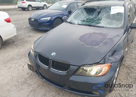 2007 BMW 328Xi z USA, uszkodzony, nr VIN WBAVT73547FV29193